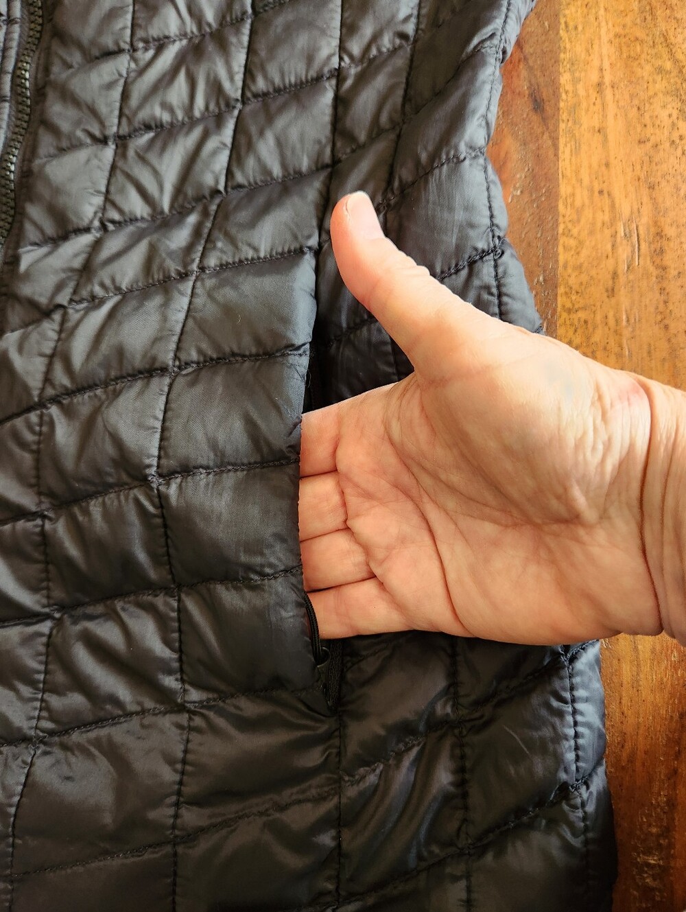 The North Face Women's Eco Thermoball Parka - Black S - Picture 8 of 14